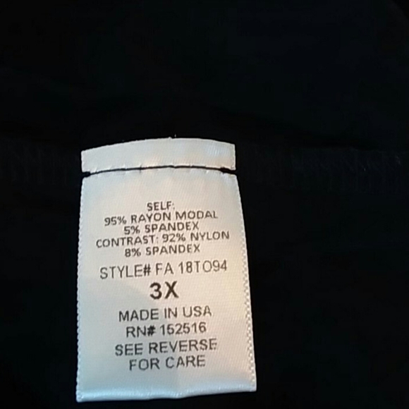 Ryan Wythe black lace blouse (3x) - excellent used condition - Picture 4 of 4